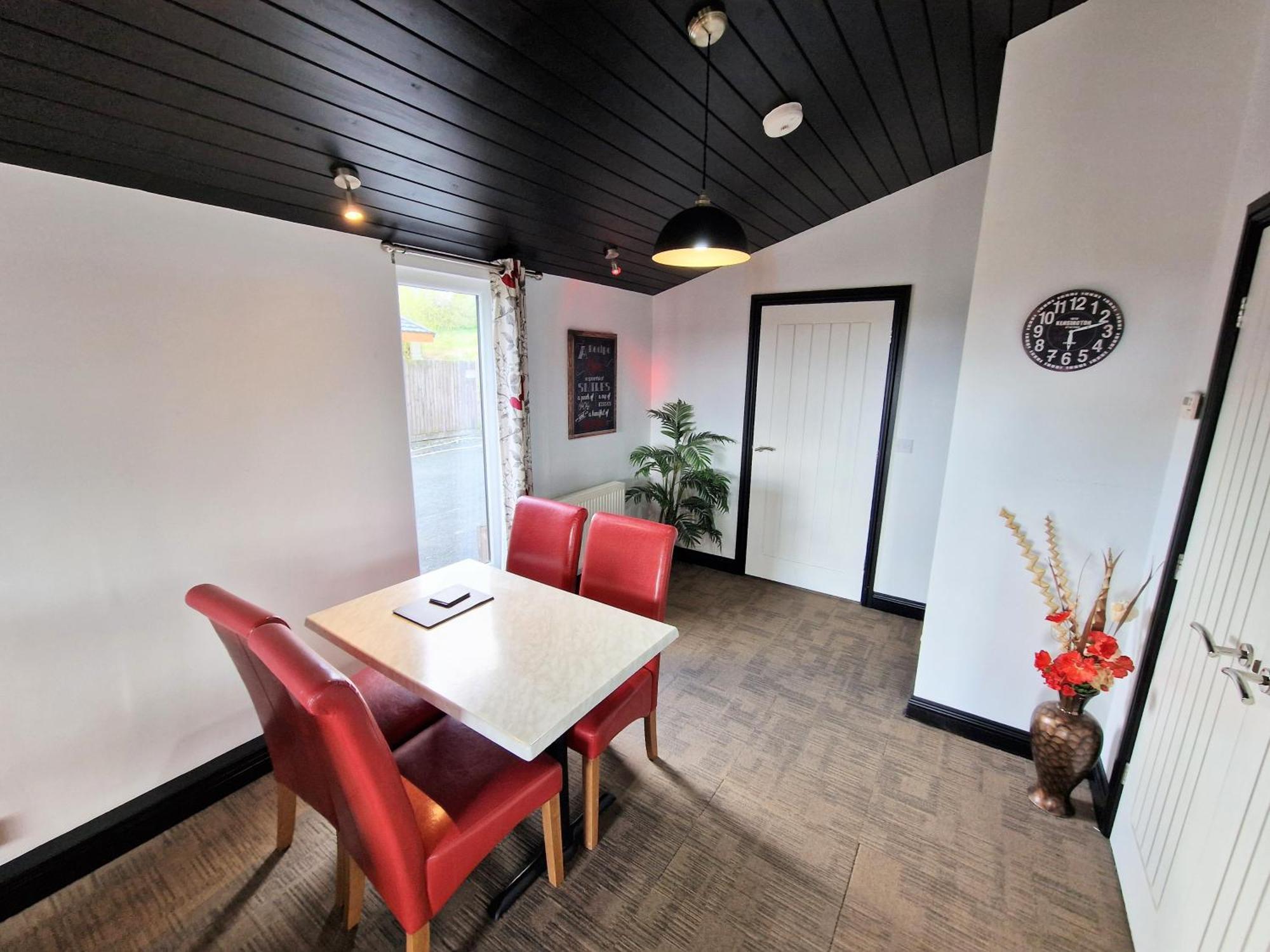 فيلا Ochil 9 With Private Hot Tub - Fife - Loch Leven - Lomond Hills - Pet Friendly Kelty المظهر الخارجي الصورة